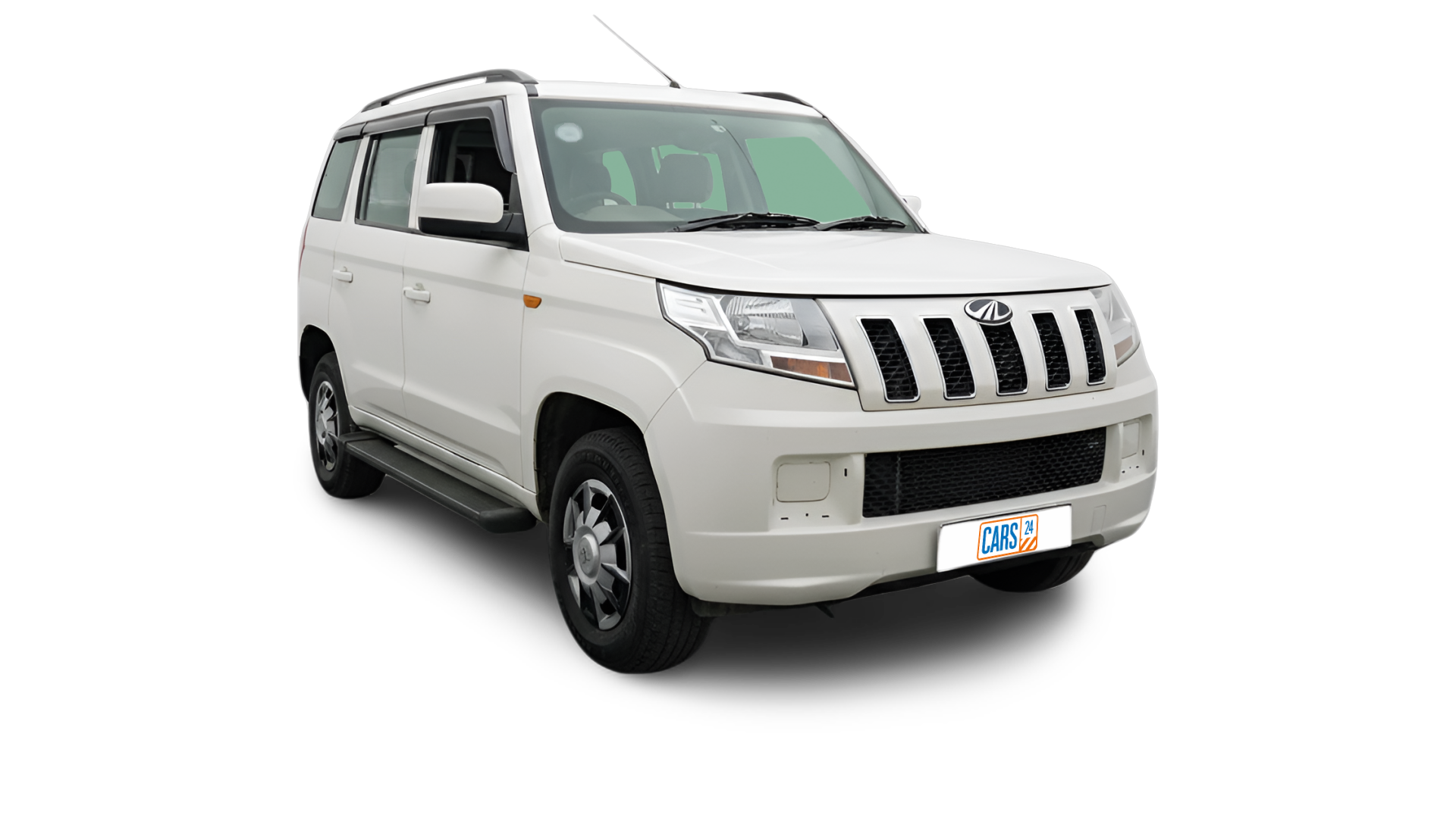 Mahindra TUV300-img